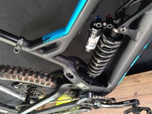Bergamont Straitline 2017: Neuentwickelter Downhiller mit variabler Geometrie