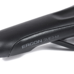 Ergon SME3 Pro Stealth: Leichter Enduro-Sattel für unser Aufbau-Projekt [Mountainbike Build]