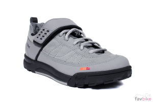 Vaude Moab Mid STX AM & Vaude Moab Low AM: Hochwertige Flatpedal-Schuhe im Test