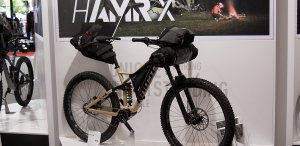Ghost baut Bikepacking mit H AMR, Roket und AMR-Taschensystem für 2017 aus